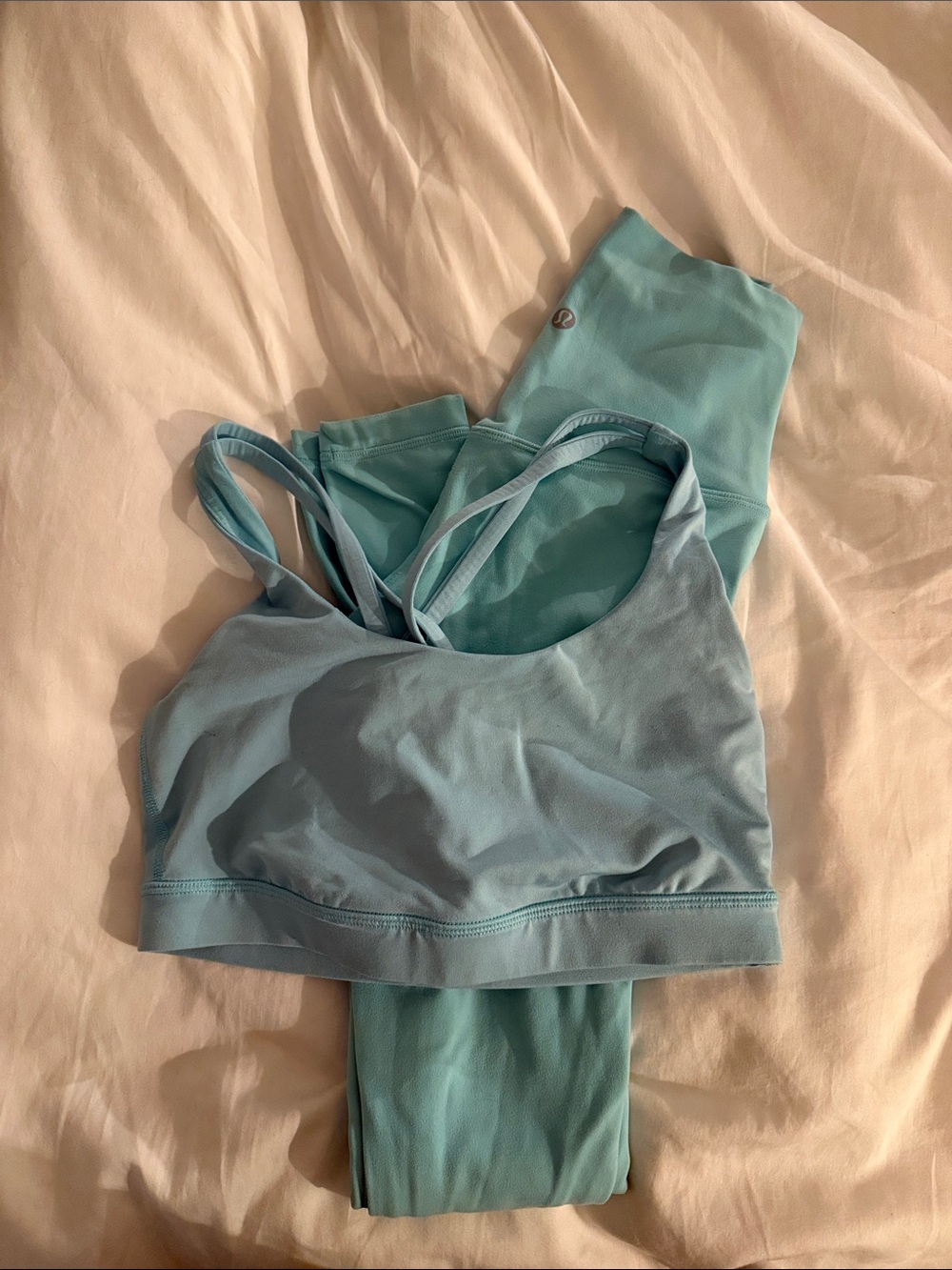 Lululemon Light Blue Sports Bra & Legging Set